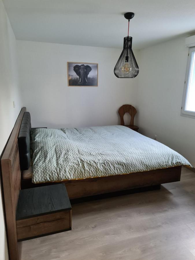 Agreable Appartement Avec Spa Proche De La Foret Bréchaumont Exterior foto